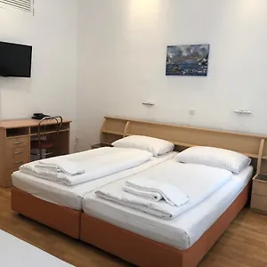 2* Vendégház Vera